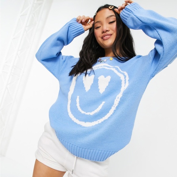 ASOS women’s petite oversized Smiley Face Sweater crew neck ribbed waist cuffs 2 - Picture 1 of 14